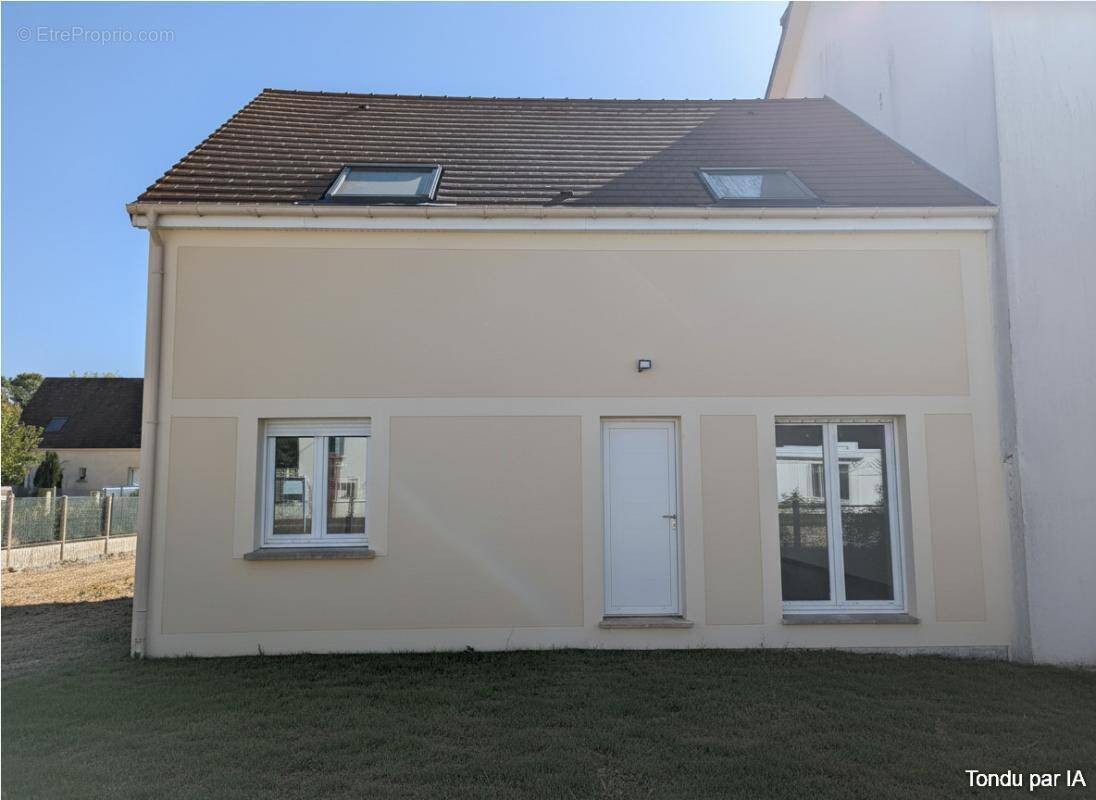 Maison à LA LOUPE