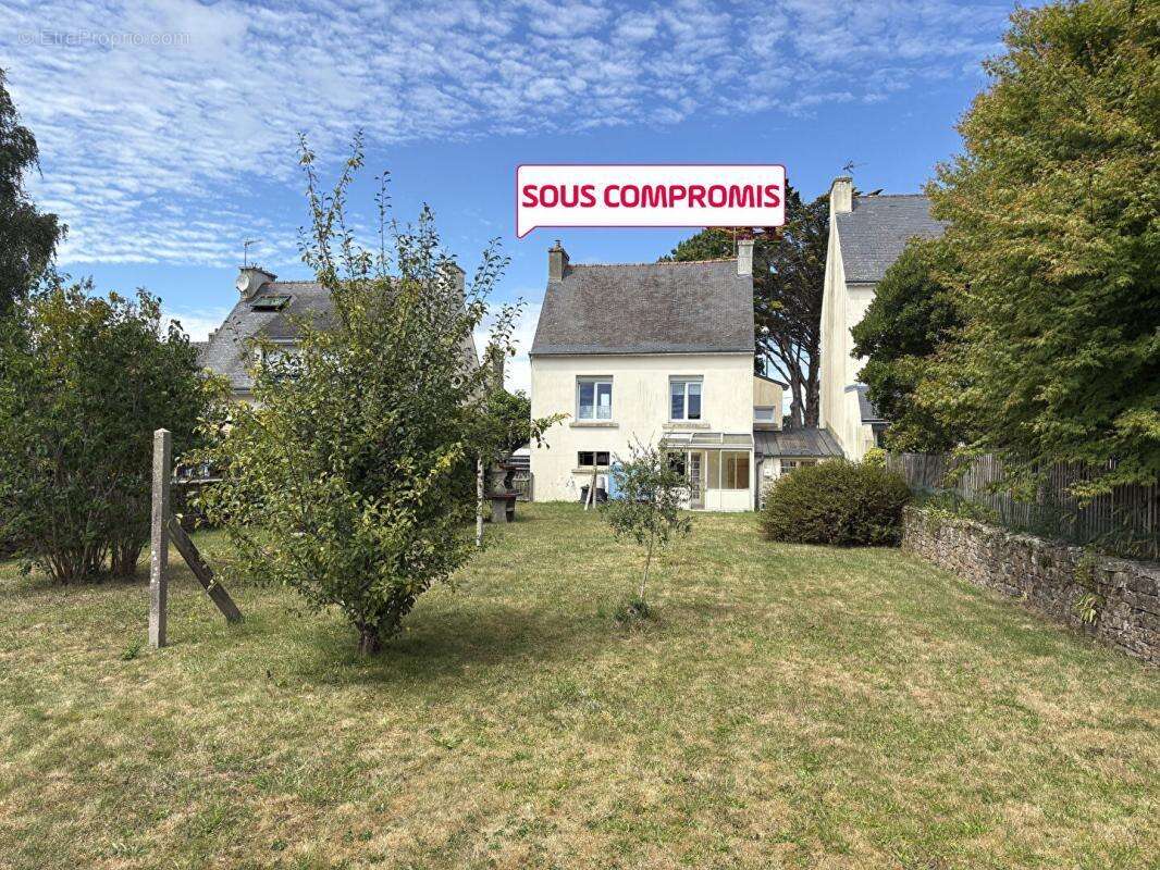 Maison à RIEC-SUR-BELON