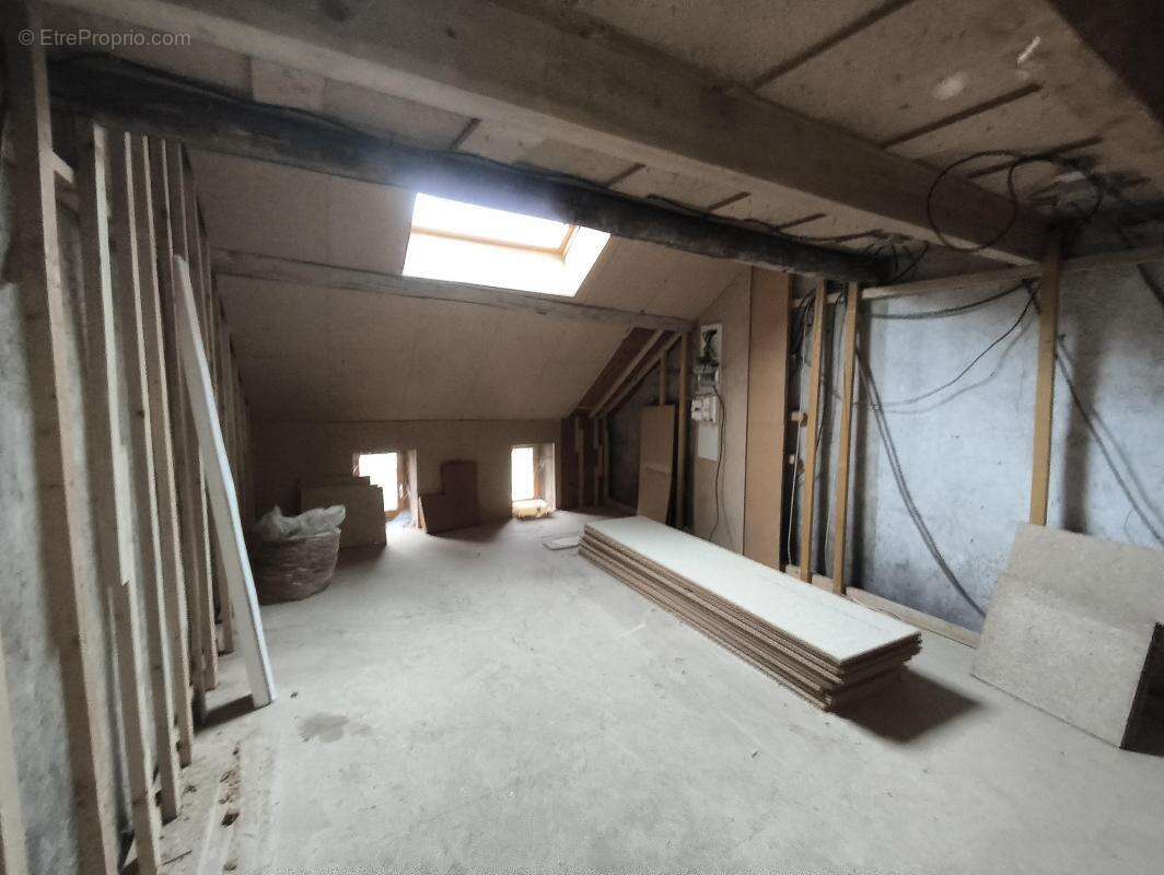 Appartement à LUXEUIL-LES-BAINS