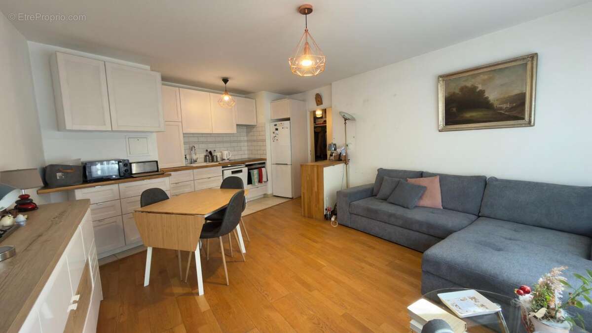 Appartement à LE PERREUX-SUR-MARNE