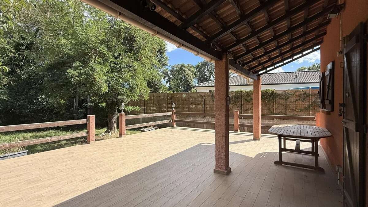 Maison à SANTA-LUCIA-DI-MORIANI