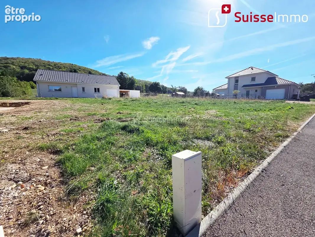 Photo Terrain à Bourguignon au prix de 67 400€