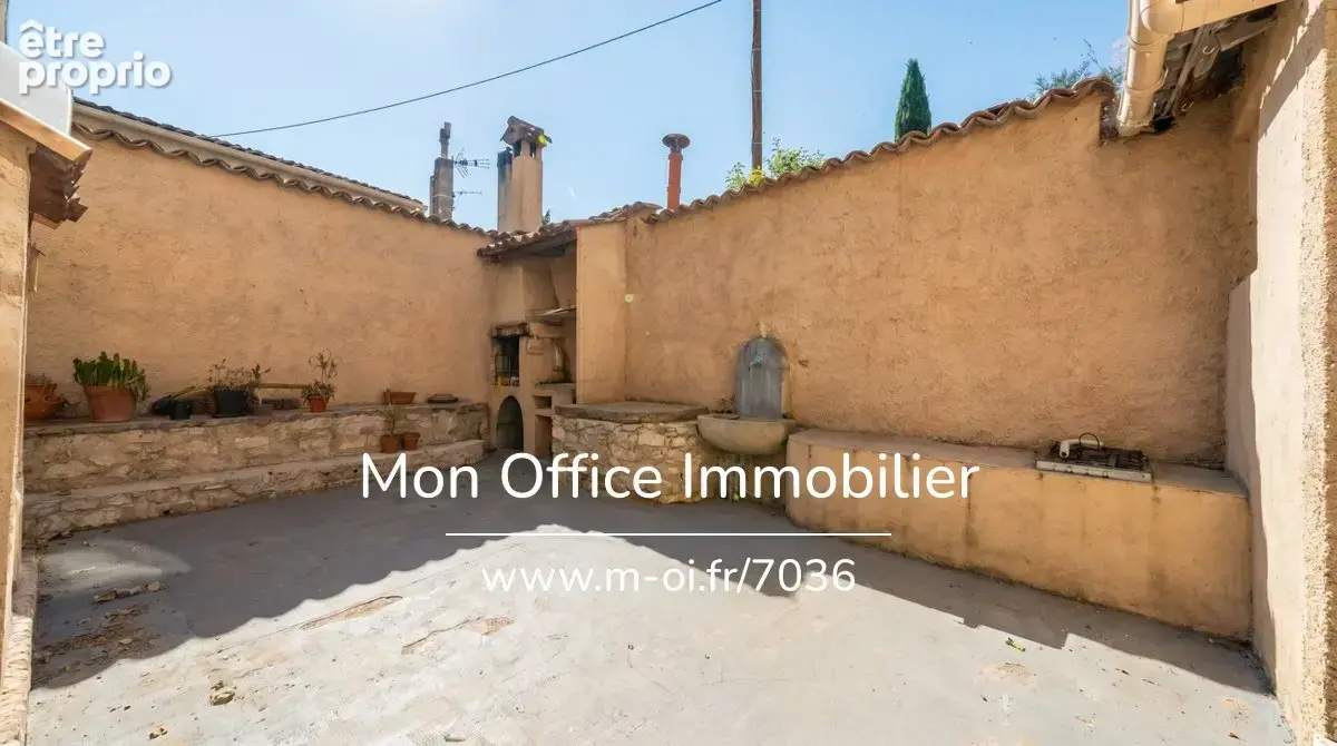 Référence : 7036-CDI - Grande maison de ville avec cour intérieure et fort potentiel - photo 3