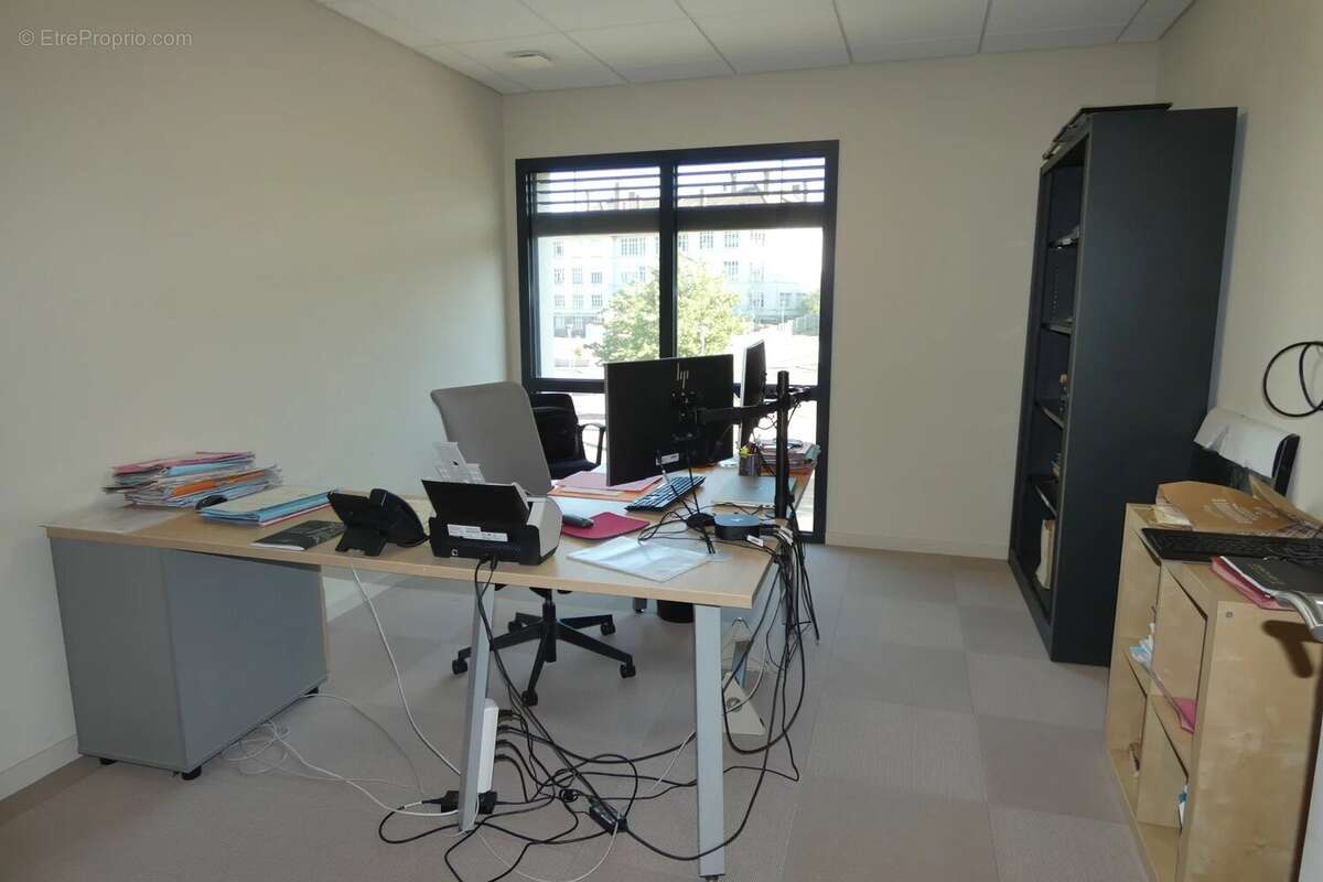 Local commercial - le creusot - photo 4