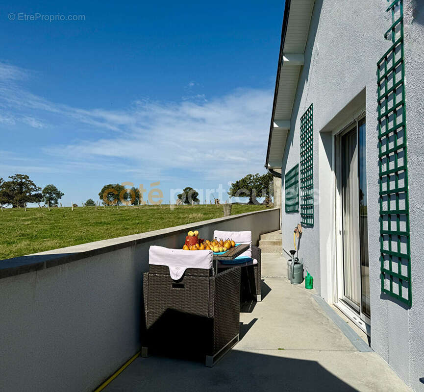 Maison à SAVIGNY-LE-VIEUX