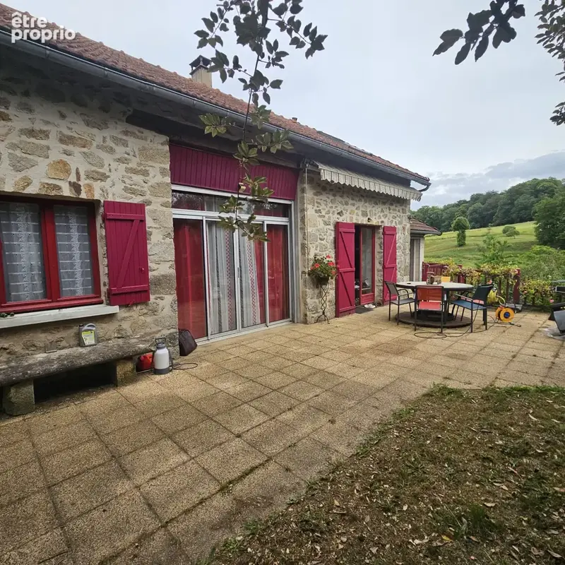 Photo Autres à Bussiere-Dunoise au prix de 18 000€