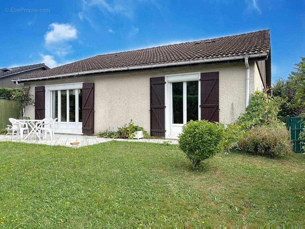 Maison à FRANQUEVILLE-SAINT-PIERRE