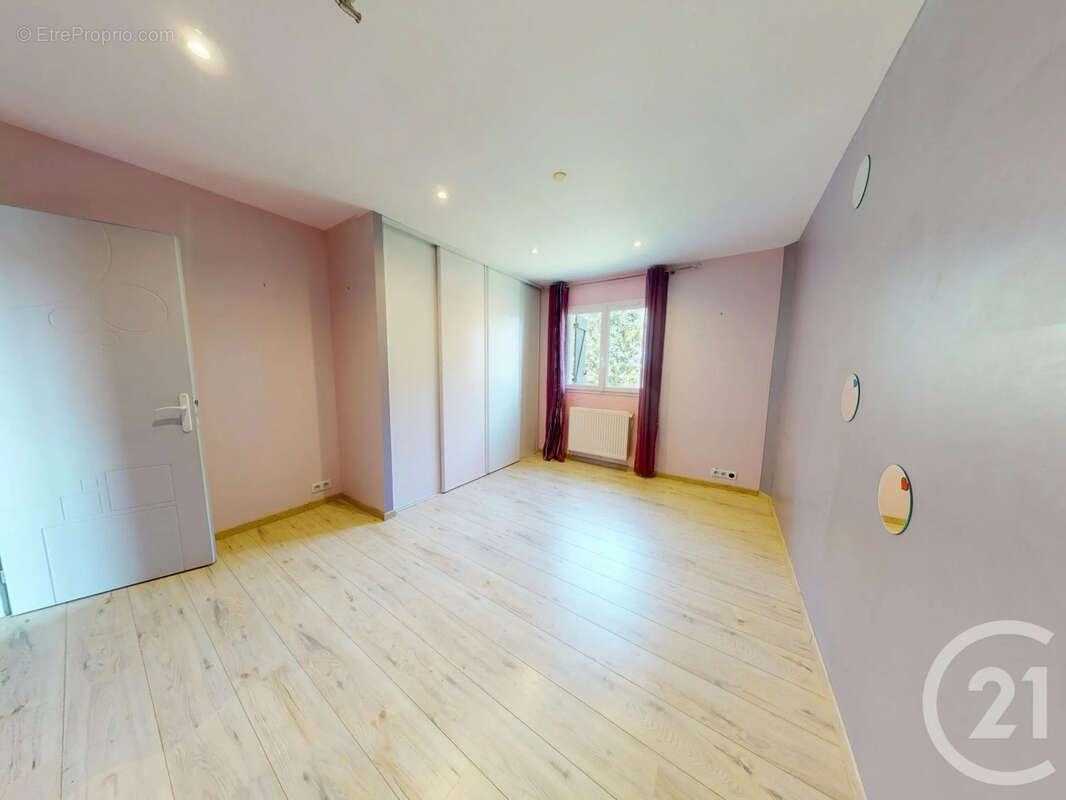 Maison 156 m² à Fontenilles  - photo 11
