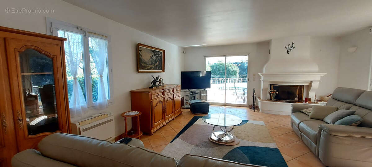 Maison à LORGUES