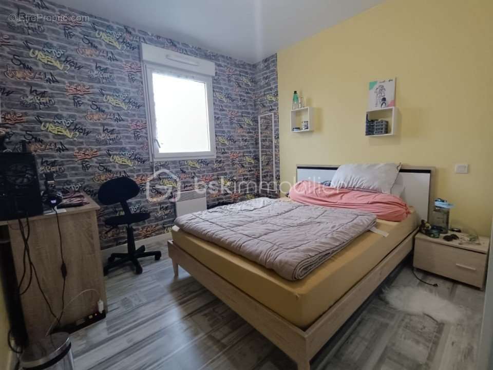 Maison à NOYAL-CHATILLON-SUR-SEICHE