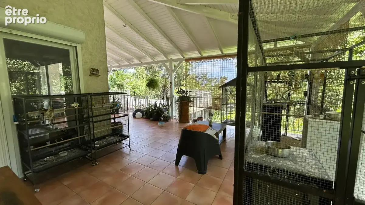 À VENDRE   Magnifique Villa F4 avec Piscine à Saint-Claude - photo 15