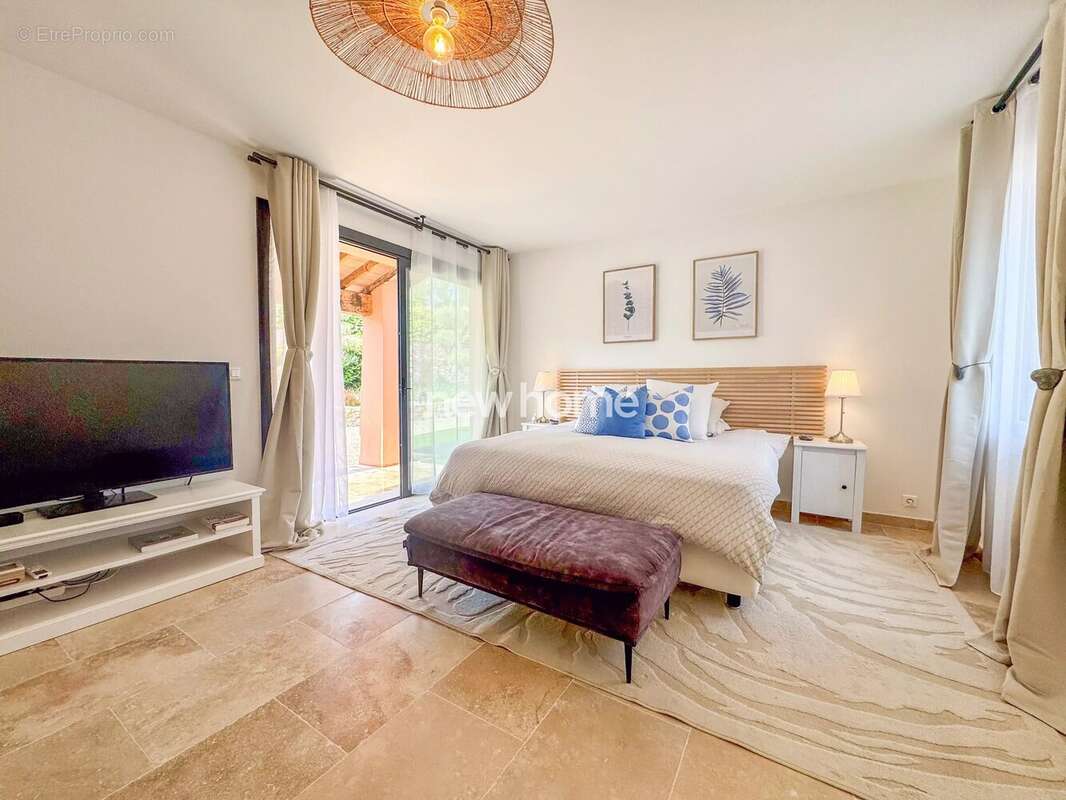 Villa de luxe entièrement rénovée, à pied du centre de Lorgues - photo 24
