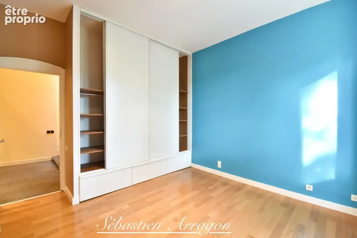 Maison de maître du XIXᵉ siècle à Villeneuve-sur-Lot – 460 m² – Parc de 8 300 m² – Piscine – Centre-ville à pied - photo 23