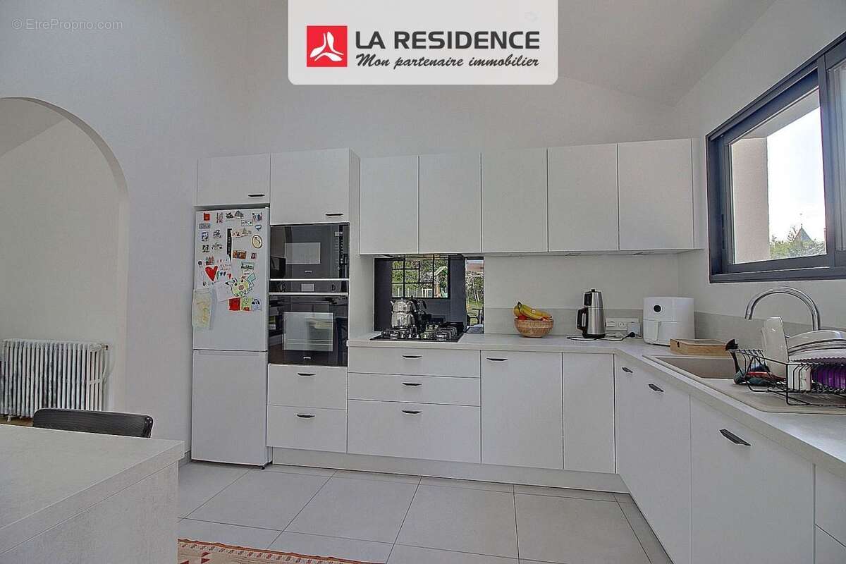 Maison 138 m² à Orgeval  - photo 6