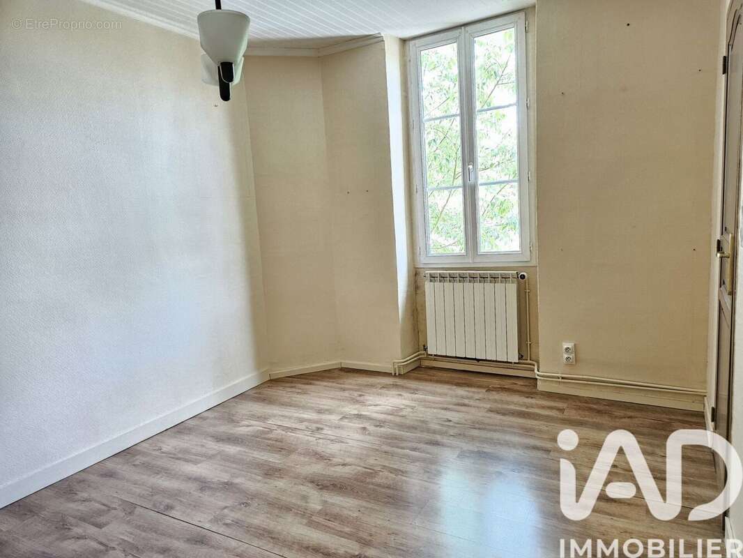 Maison 199 m² à Ars  - photo 9
