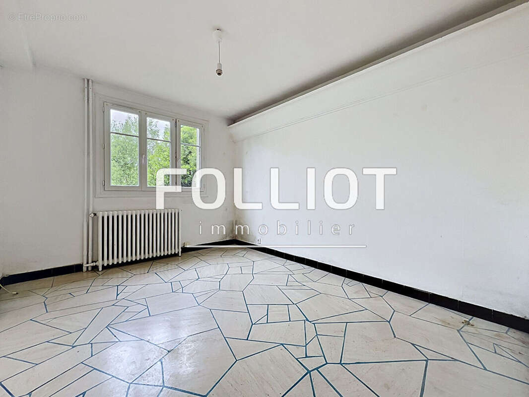 A VENDRE - Maison à Mouen de 6 pièce(s) 114 m2 - photo 5