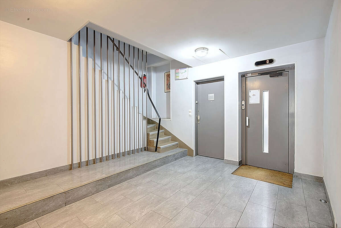 Appartement à PARIS-18E