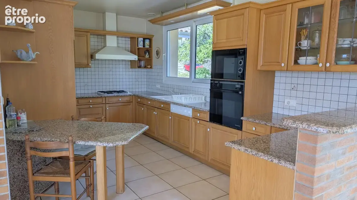 Villa de plain-pied avec vue dégagée et beaux volumes - photo 6