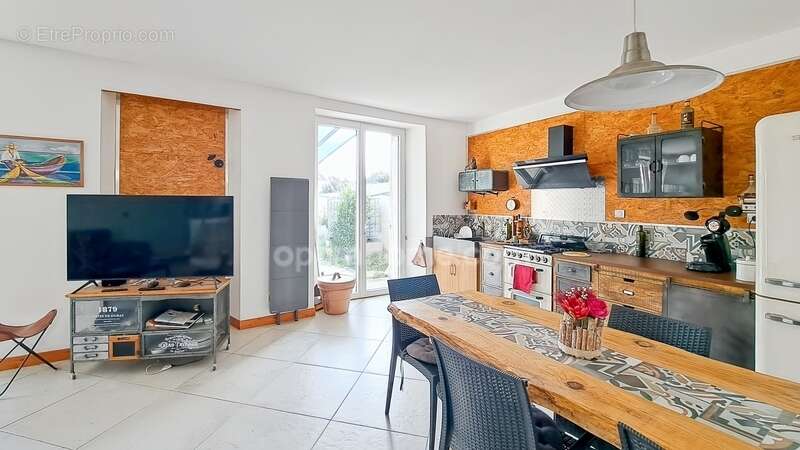 Maison à SAUVETERRE-DE-BEARN