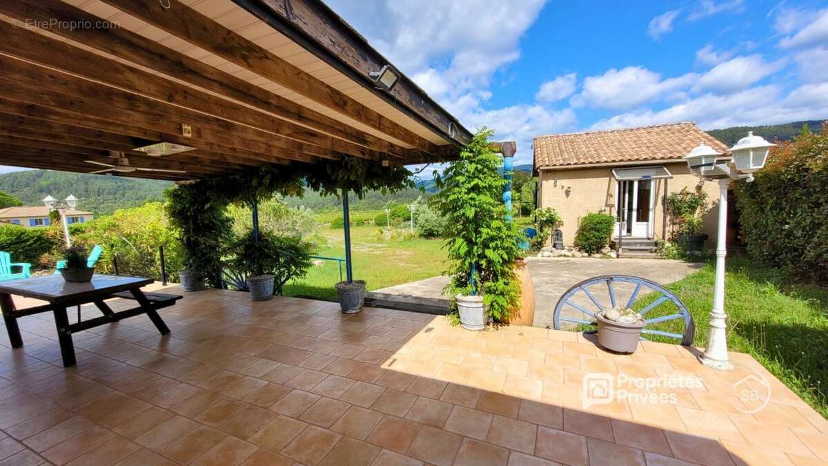 Maison  5 pièce(s) 127 m2 -Vernon - Plain-pied avec vue panoramique, dépendance - 295 000  HAI - photo 3