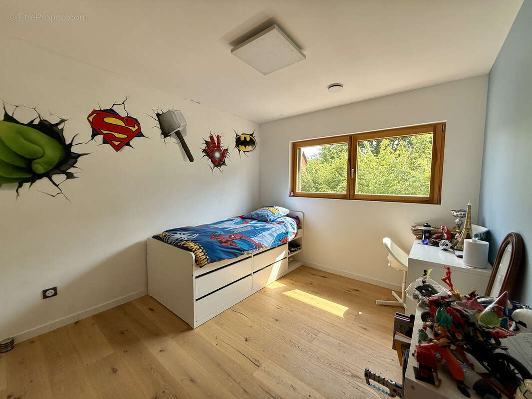 Maison à NEUVE-EGLISE