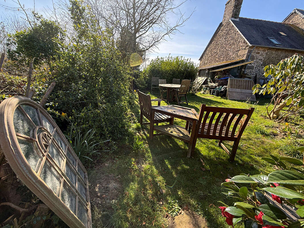 Maison à NOYAL-SOUS-BAZOUGES