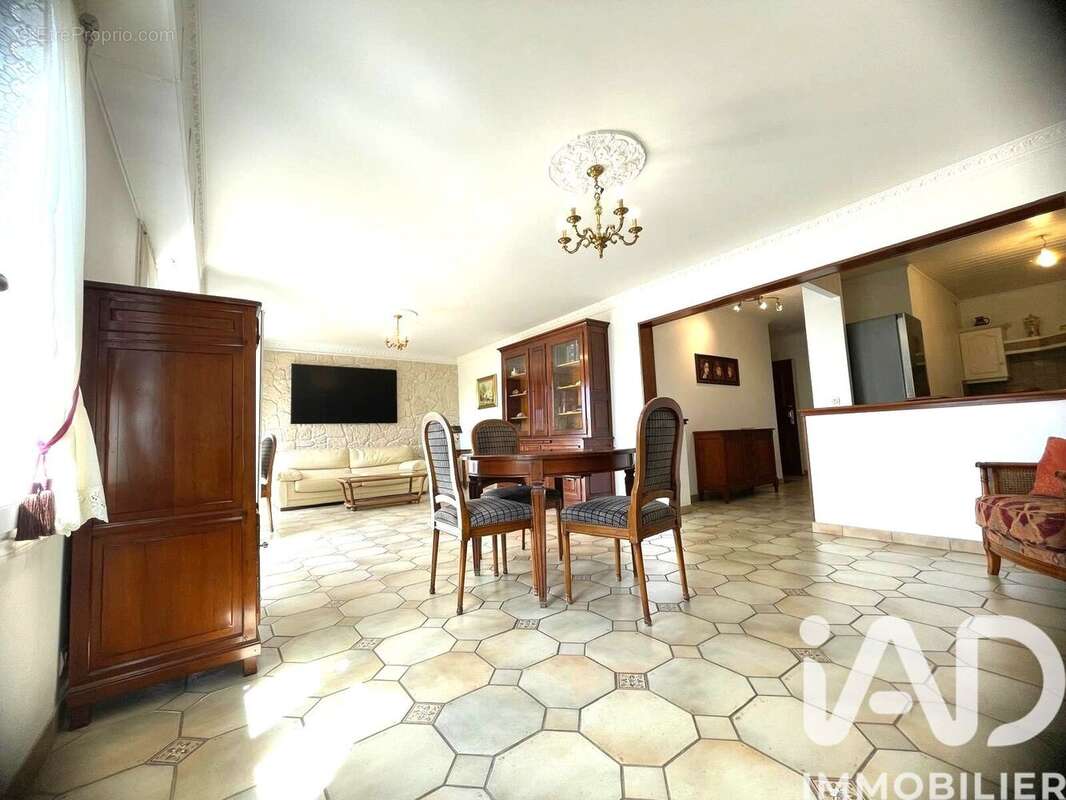 Photo 6 - Appartement à CHEVILLY-LARUE