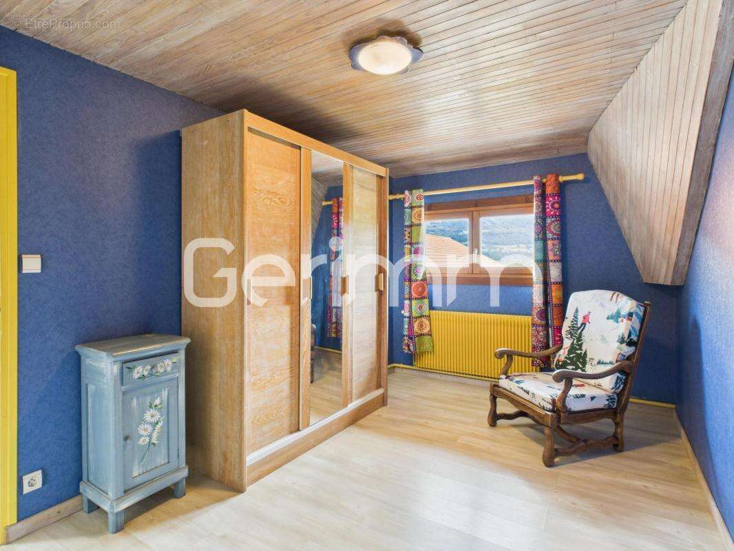 Maison à LA BUISSIERE