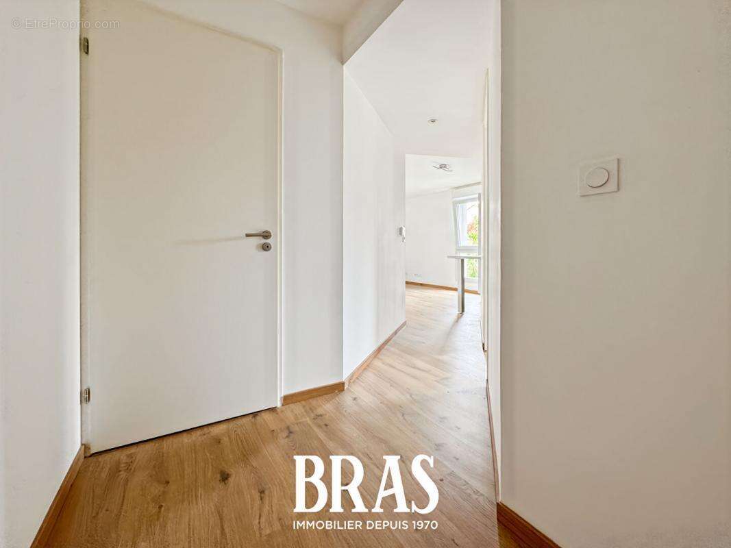 Appartement à BOUGUENAIS