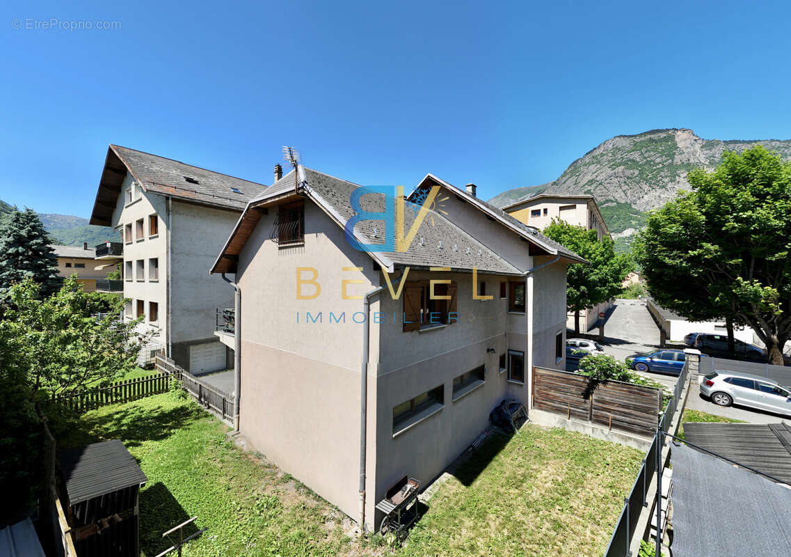 Maison à SAINT-JEAN-DE-MAURIENNE