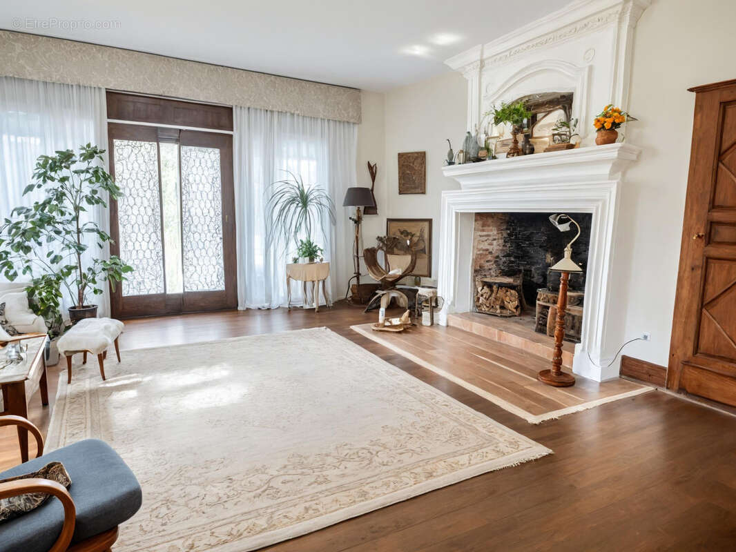 Maison à LA ROCHEFOUCAULD