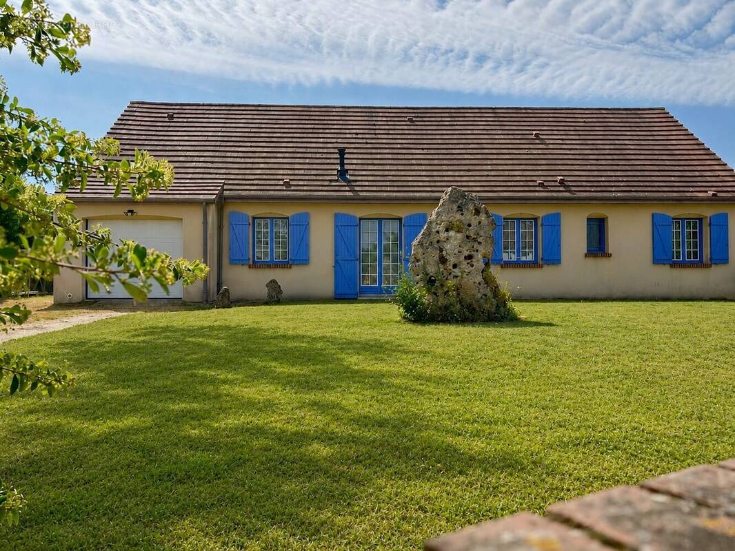 Maison à VILLERMAIN