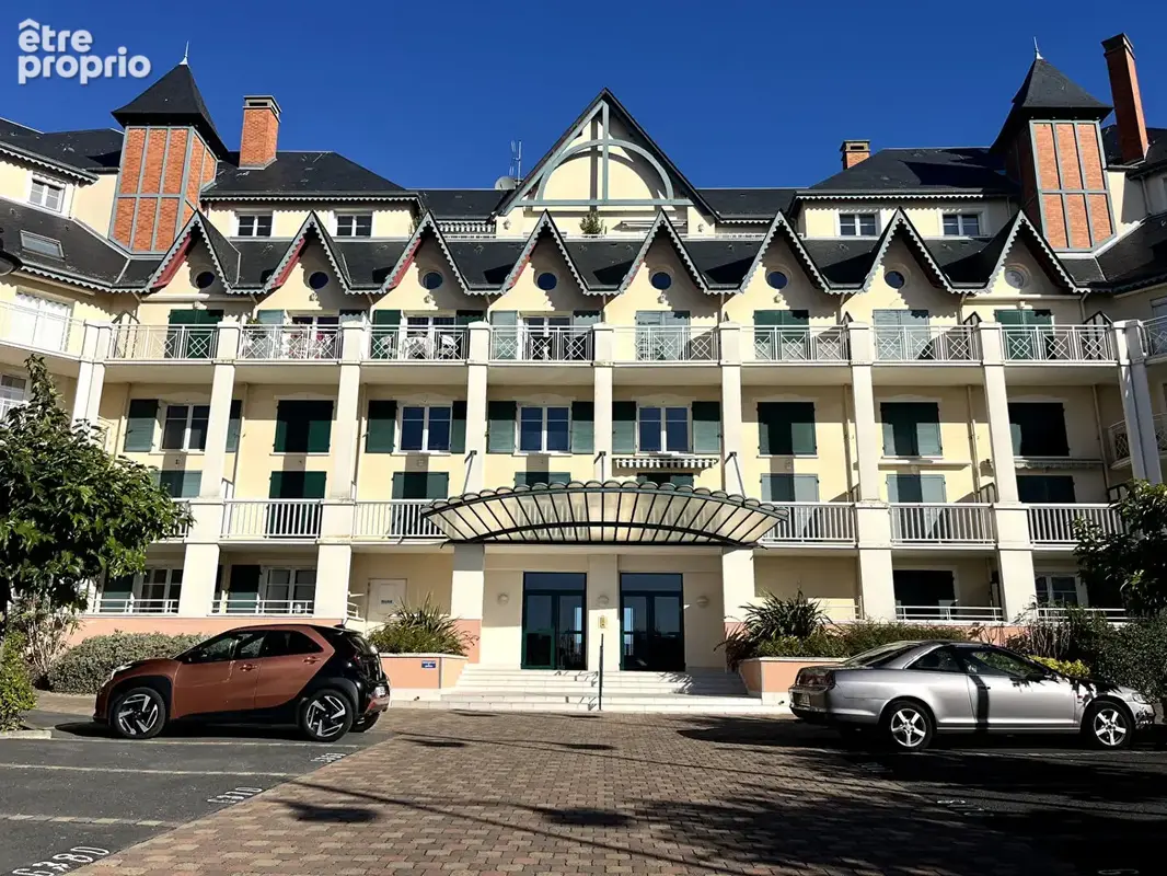 Port Guillaume  , Appartement 3 pièces avec vue mer , parking et piscine - photo 16