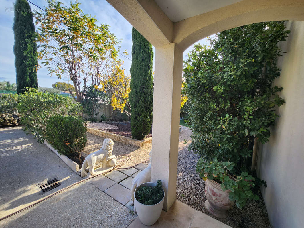 Maison à SAINT-MAXIMIN