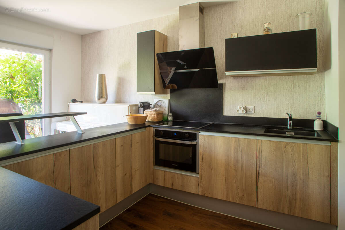 Appartement à SARTROUVILLE