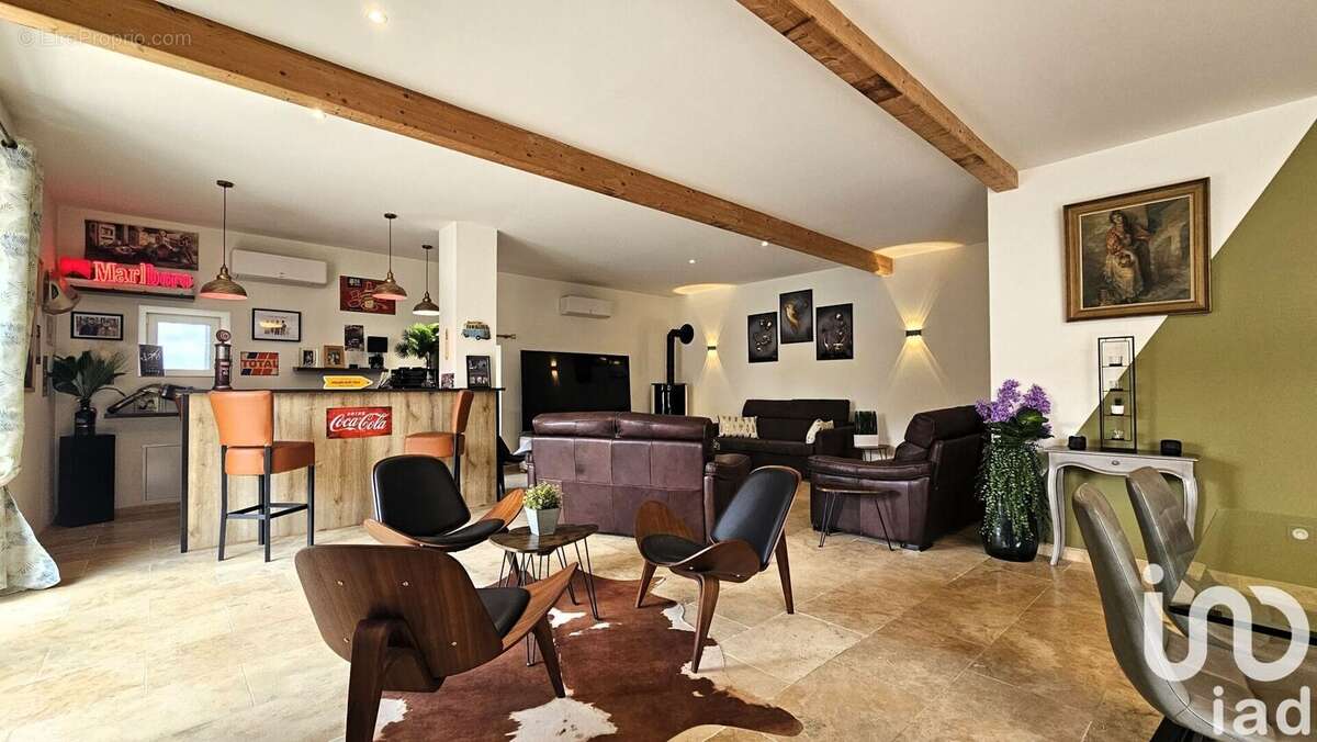 Maison 251 m² à Anglars-Saint-Felix  - photo 5