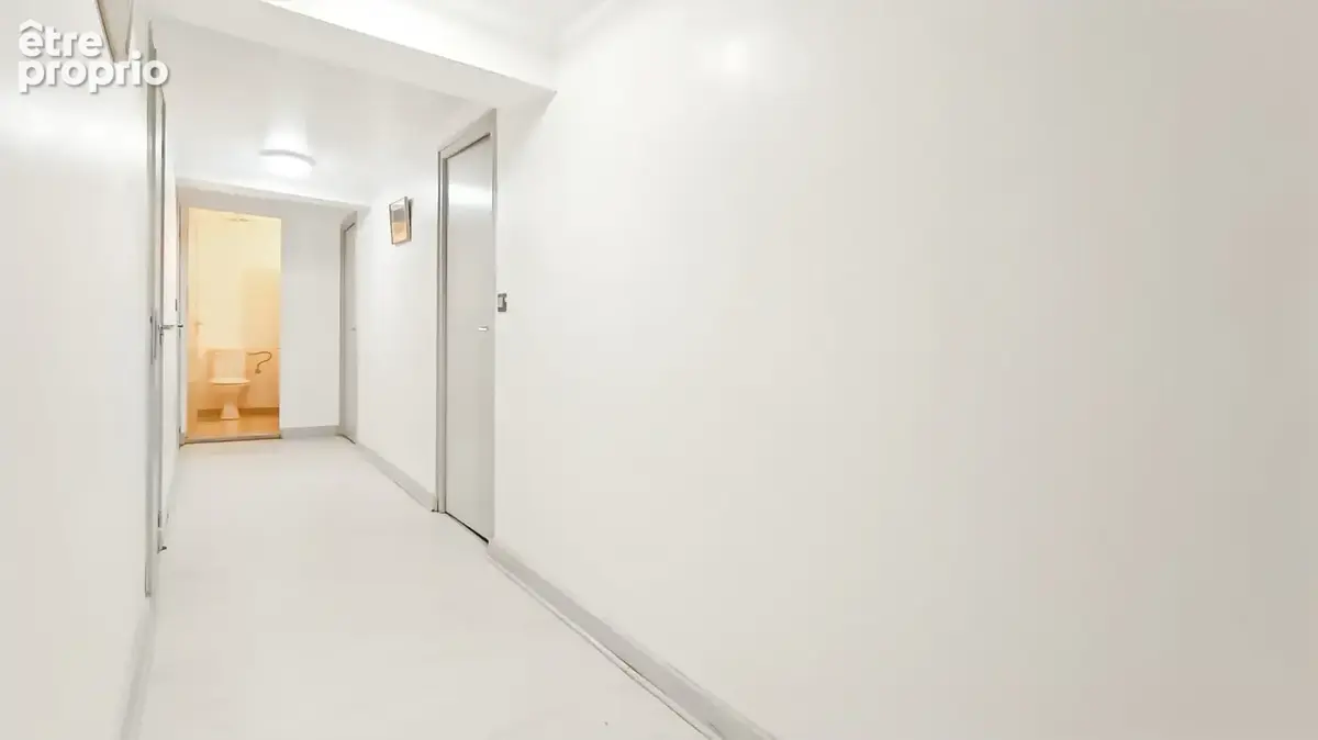Maison familiale de 131 m² avec 4 chambres, véranda et grand garage à AYET - photo 9