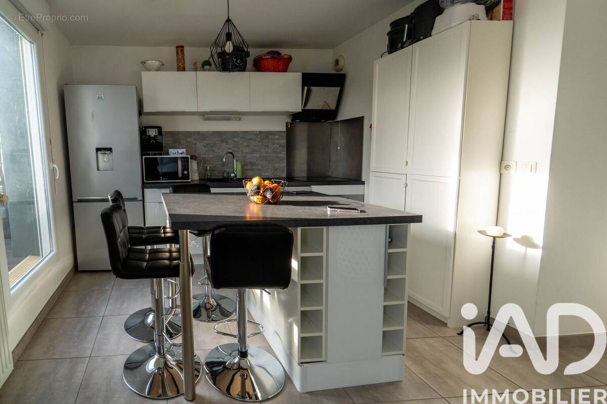 Photo 1 - Appartement à MENNECY