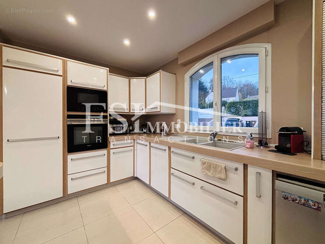 Maison à SAINT-LEU-LA-FORET