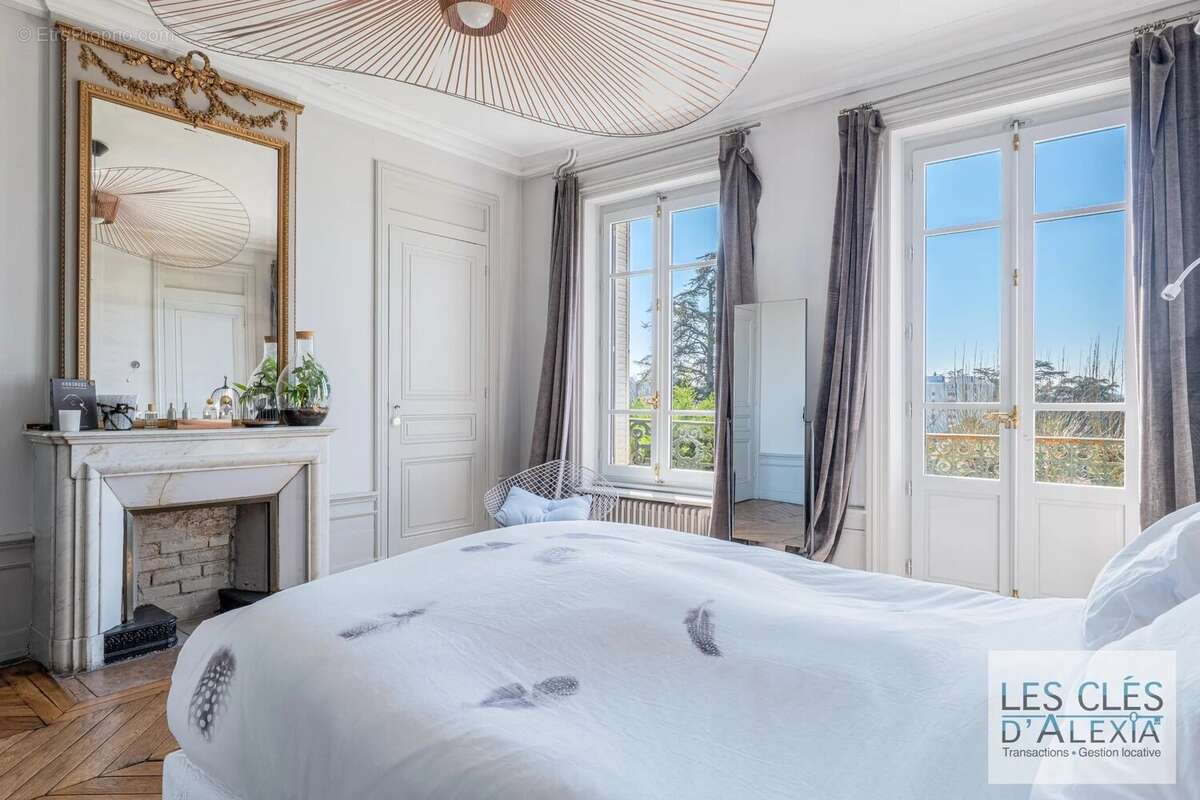 Maison à CALUIRE-ET-CUIRE