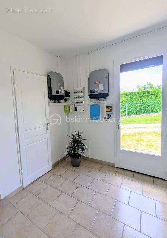 Villa d’architecte contemporaine avec piscine et domotique – 226 m² - photo 23