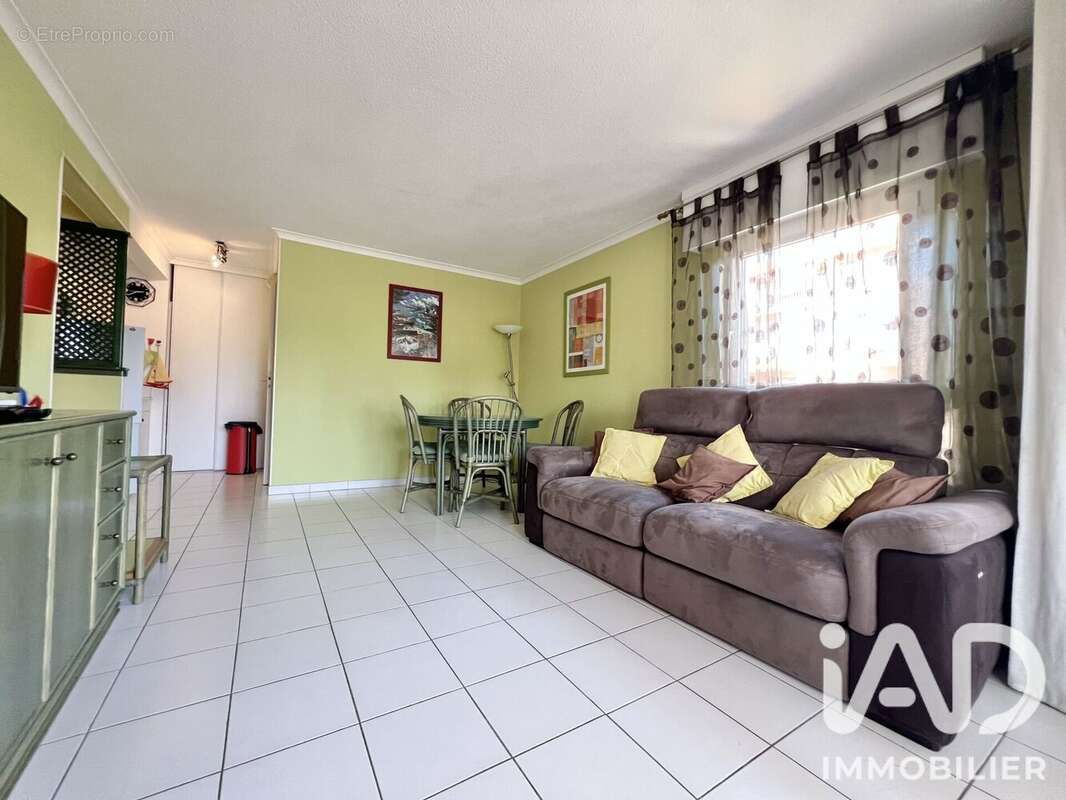 Appartement 49 m² à Saint-Raphael  - photo 6