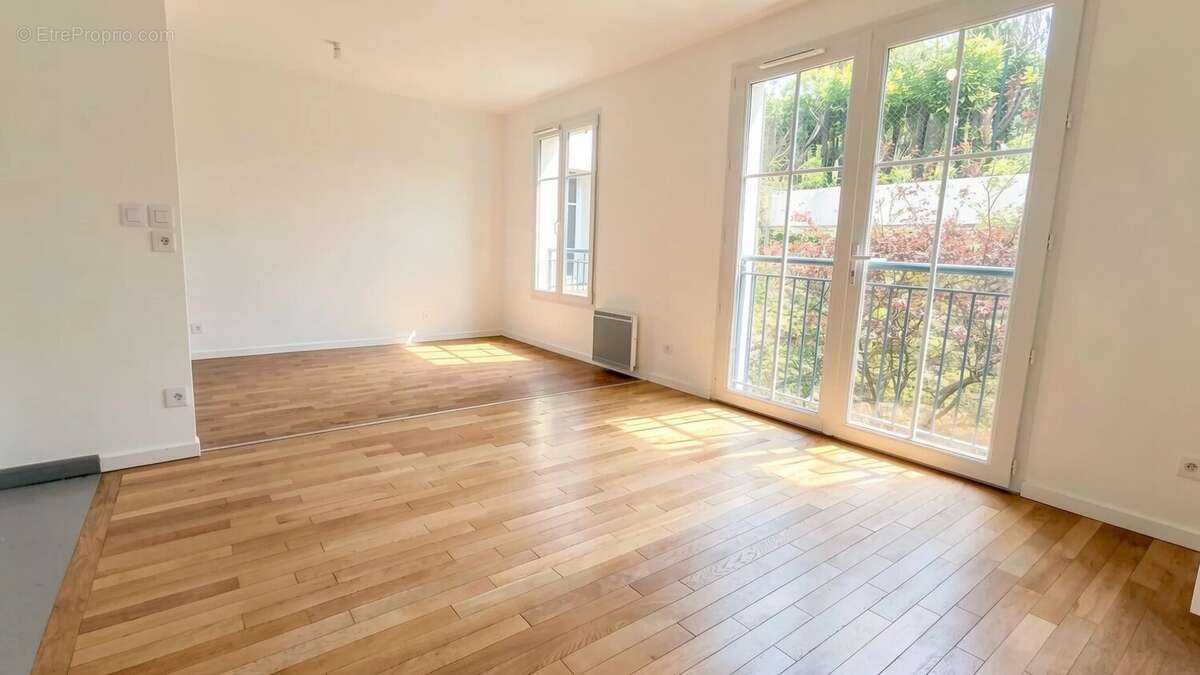 Appartement à CHAVILLE