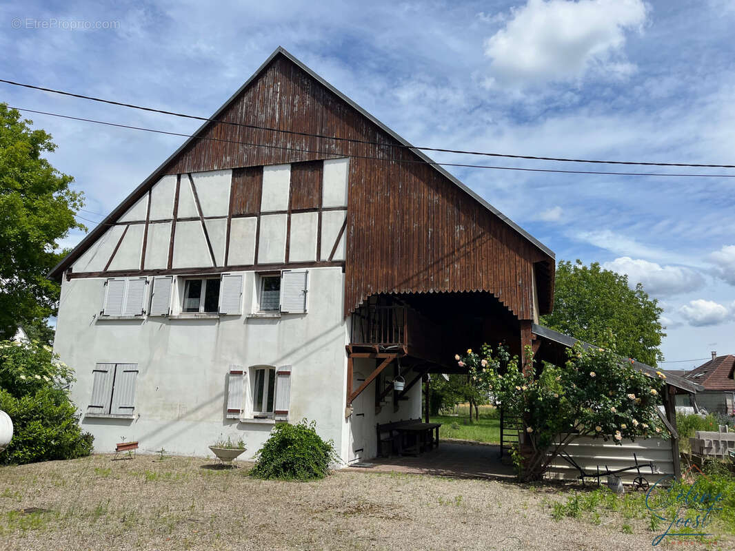 EXCLUSIF - Ancienne dépendance d'env. 127 m2 sur 15,58 ares - photo 2