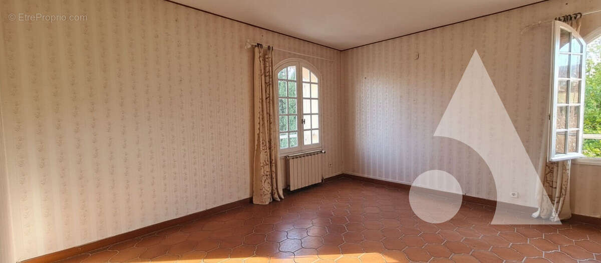 Maison à SALERNES