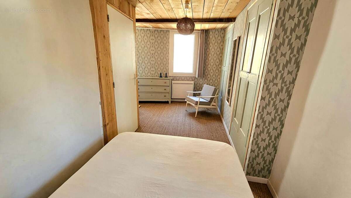 Duplex au 1er étage dans une petite copropriété de 3 lots à Claviers, Var - photo 5