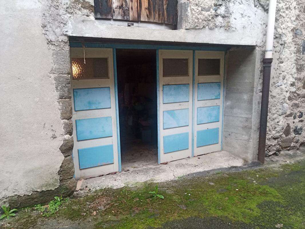 Maison à ESPALY-SAINT-MARCEL