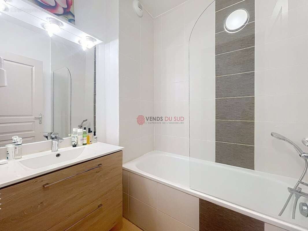 Maison à COLOMBIERS