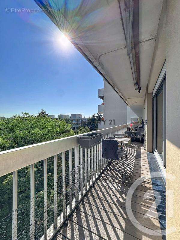 Appartement à MAISONS-ALFORT