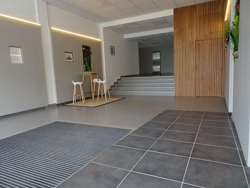 Commerce à COLOMIERS